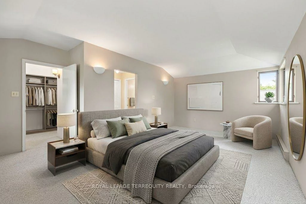 102, Anndale, Willowdale East, Toronto