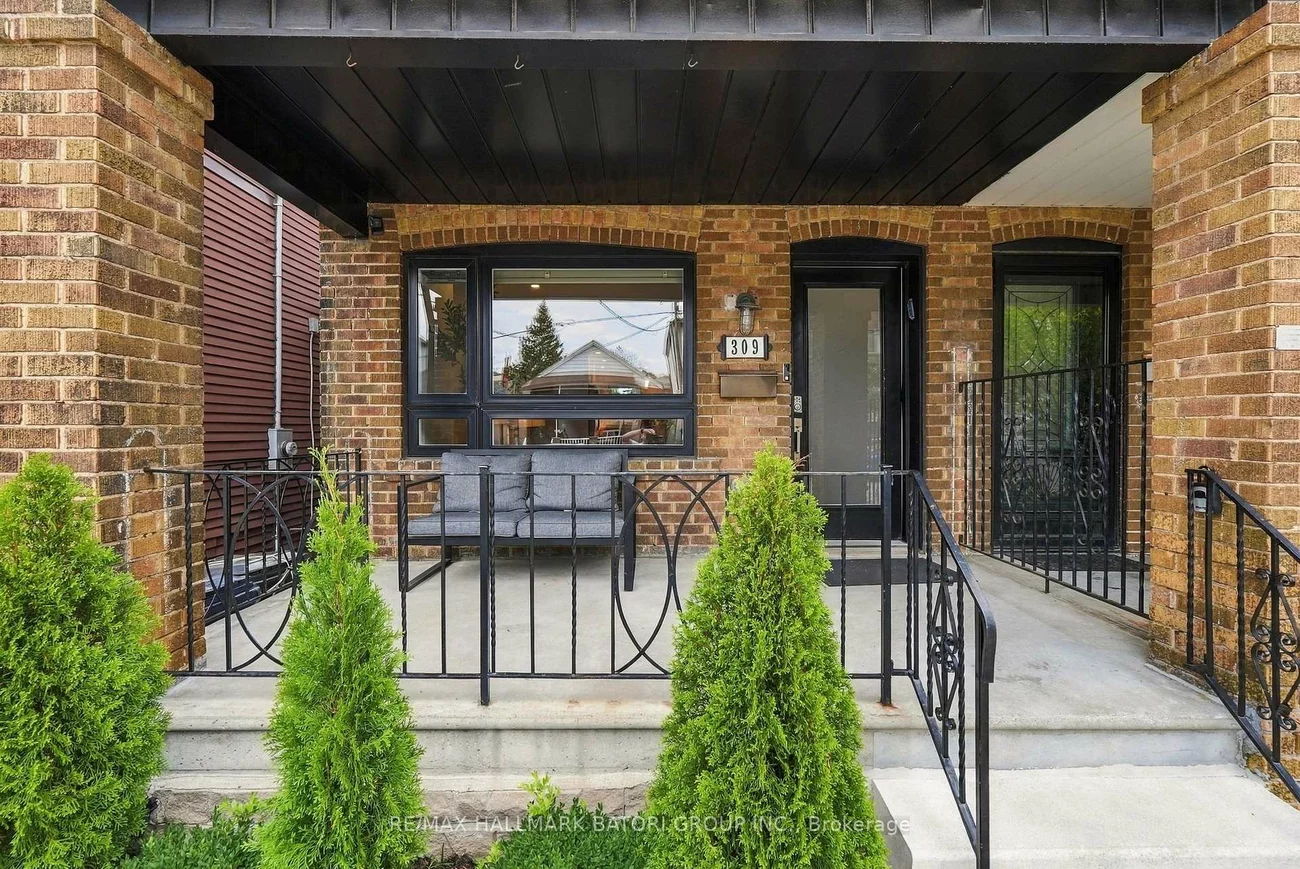309, Atlas, Oakwood Village, Toronto