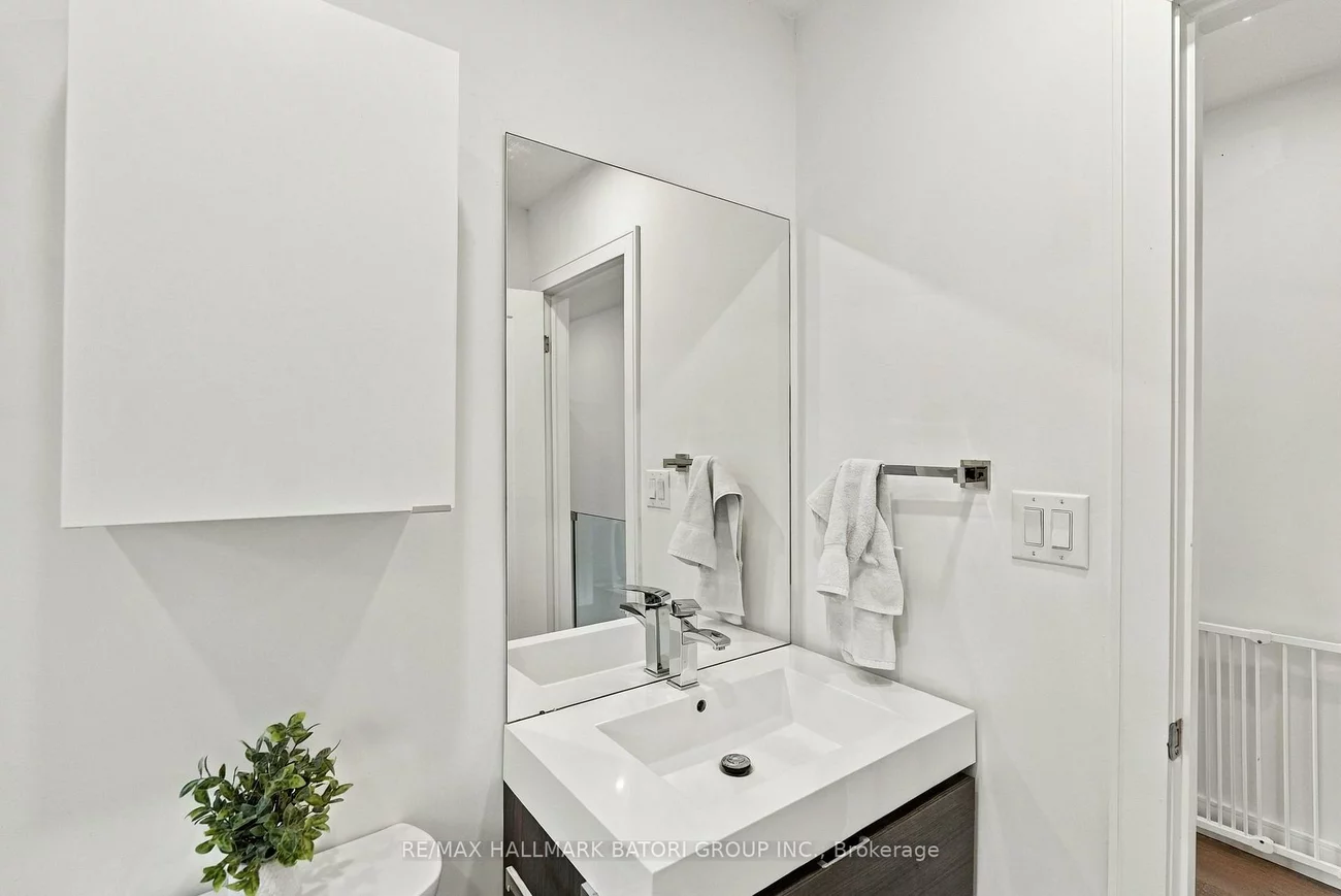 309, Atlas, Oakwood Village, Toronto
