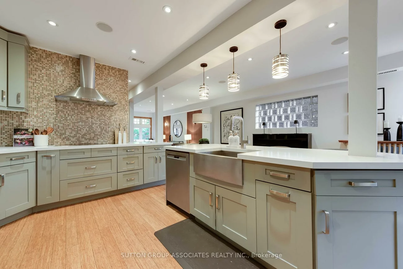 136, Arlington, Oakwood Village, Toronto