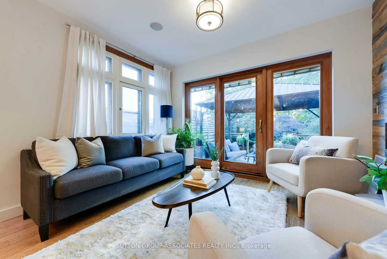 136, Arlington, Oakwood Village, Toronto