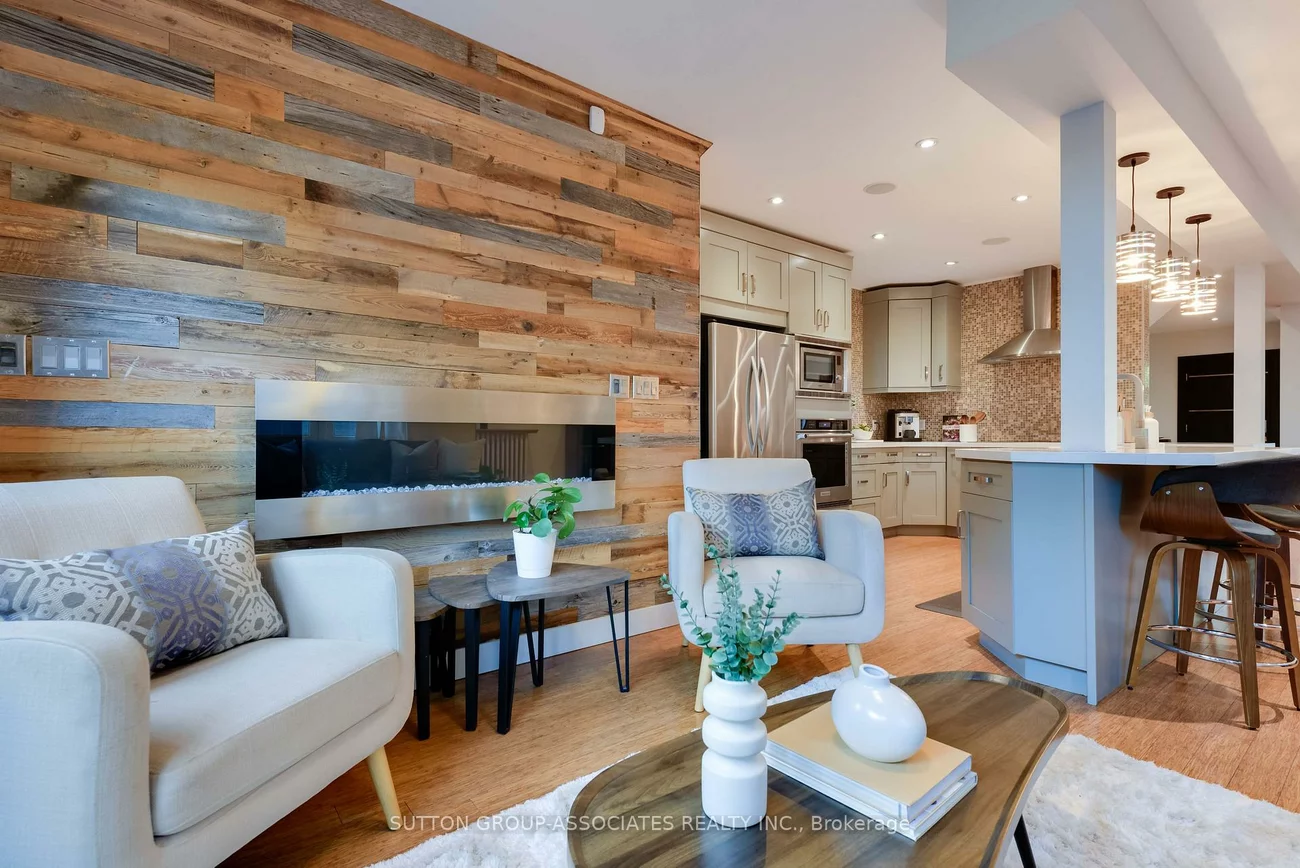 136, Arlington, Oakwood Village, Toronto