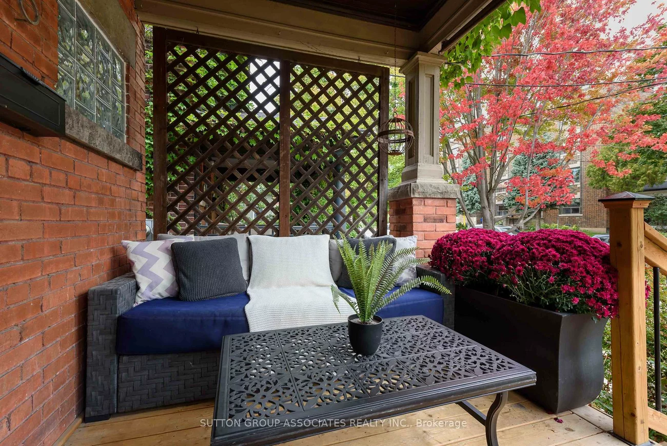 136, Arlington, Oakwood Village, Toronto