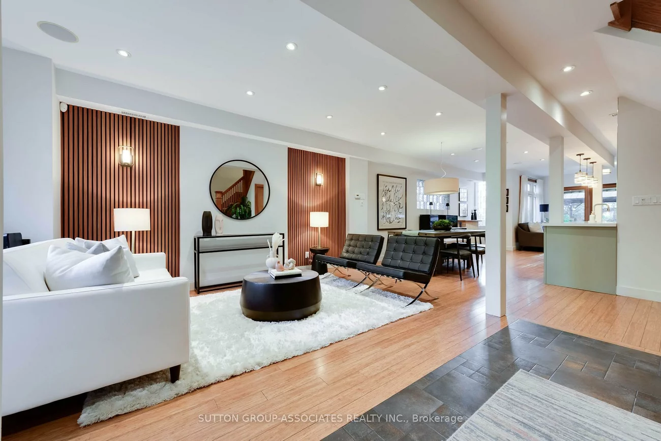 136, Arlington, Oakwood Village, Toronto