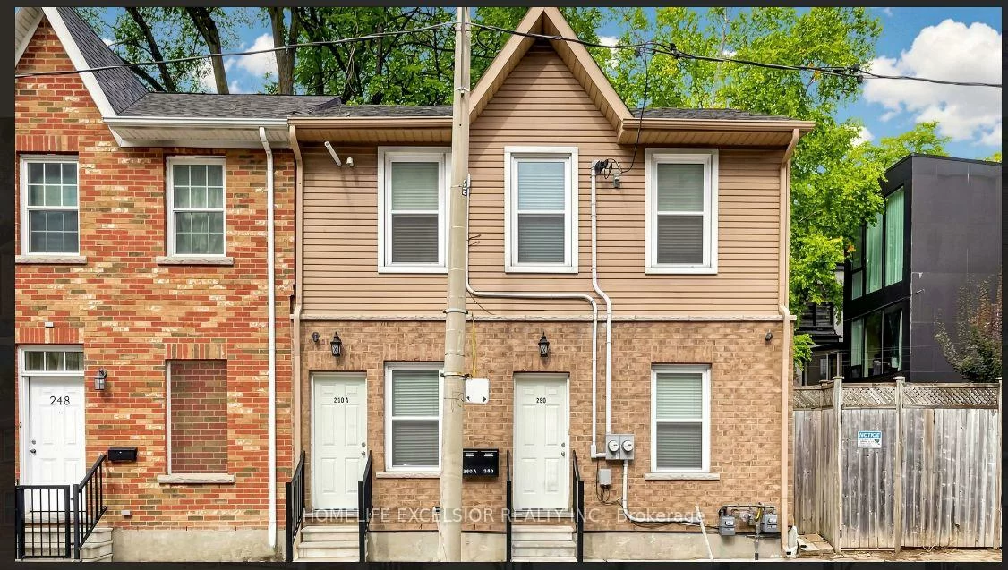 250, Shuter, Moss Park, Toronto