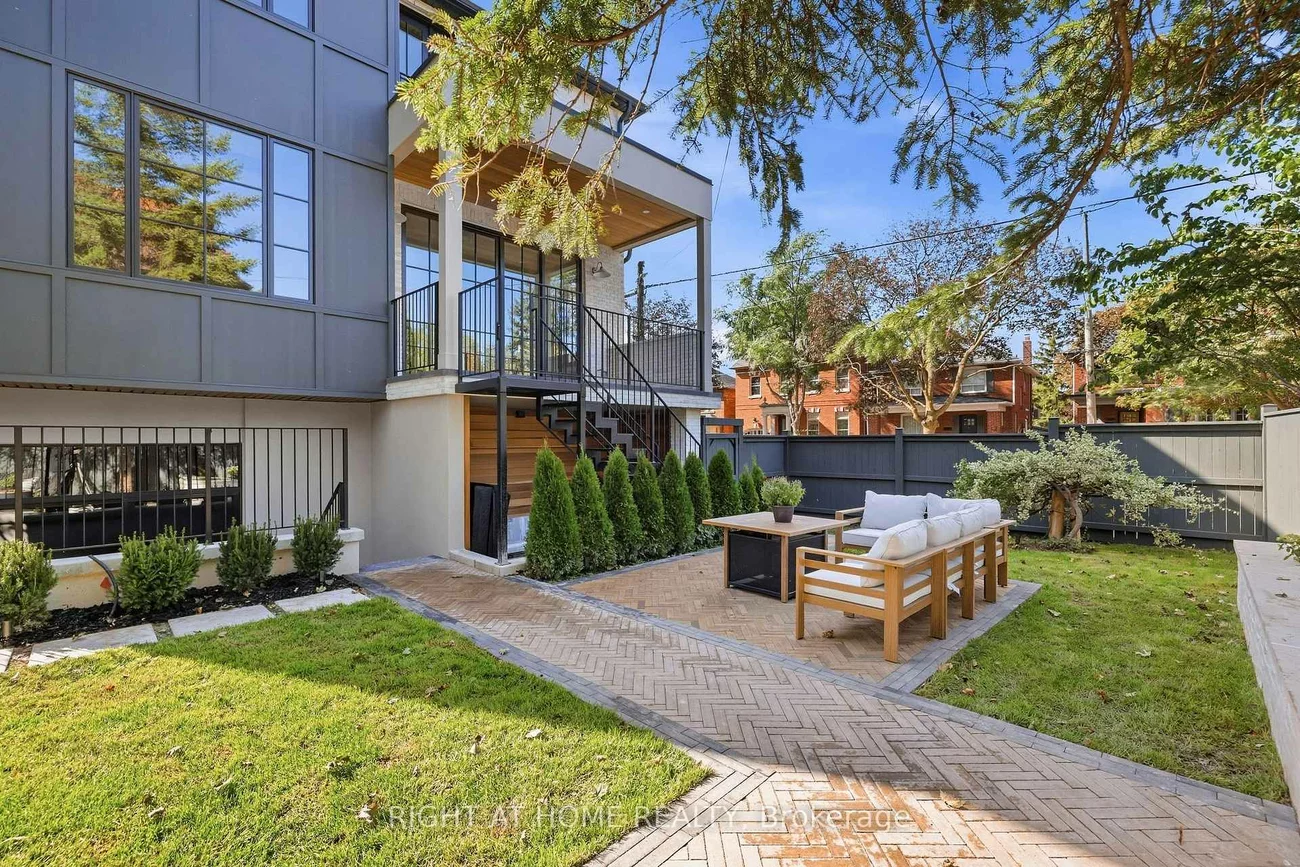 144, Old Orchard, Lawrence Park North, Toronto