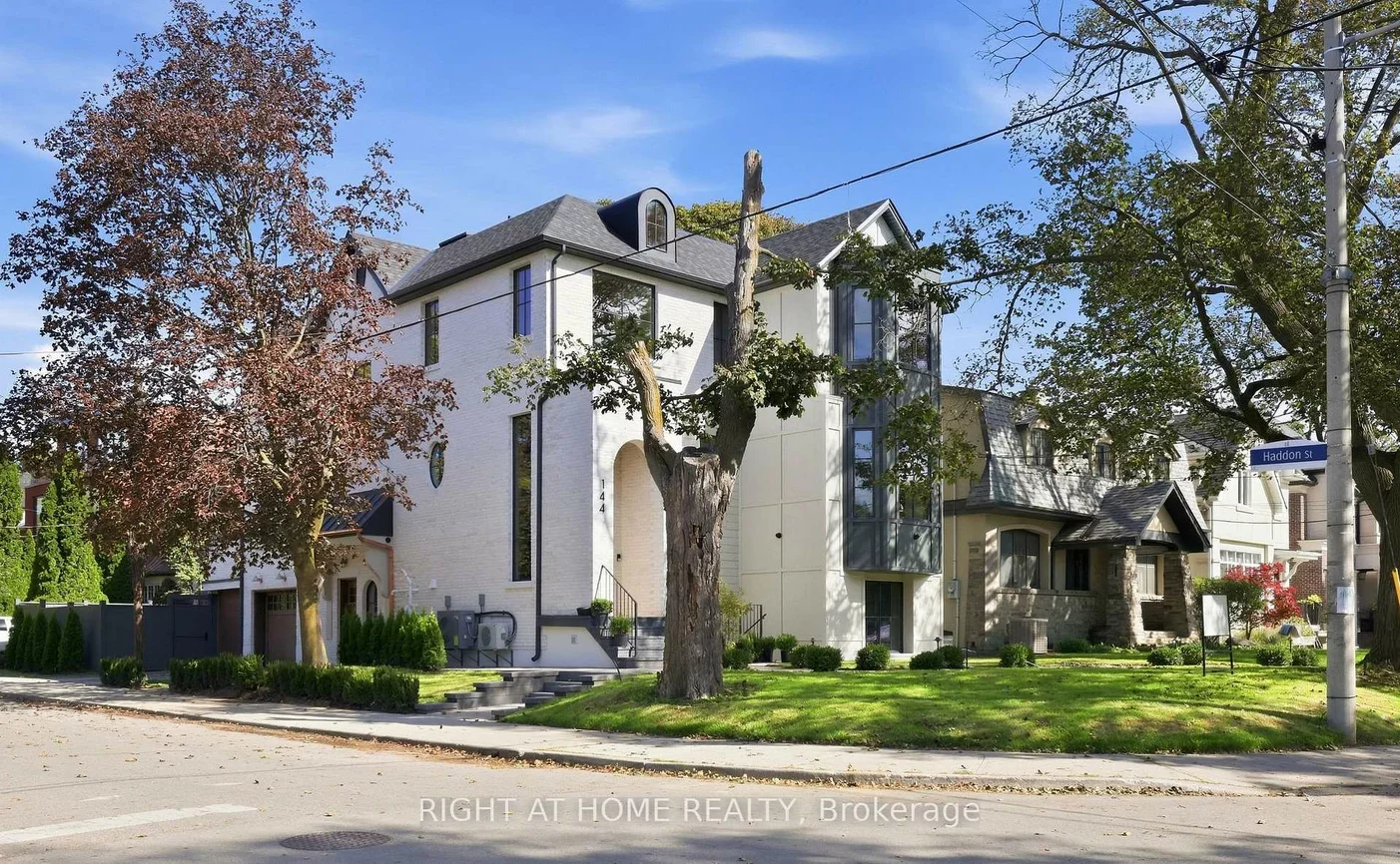 144, Old Orchard, Lawrence Park North, Toronto