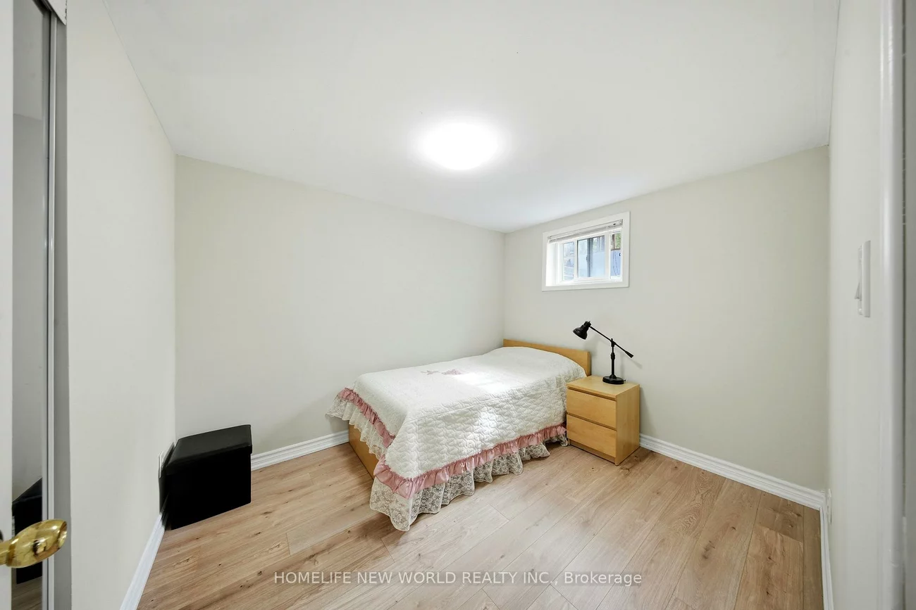 18, Dolan, Don Valley Village, Toronto