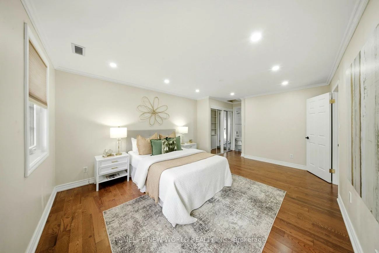 18, Dolan, Don Valley Village, Toronto