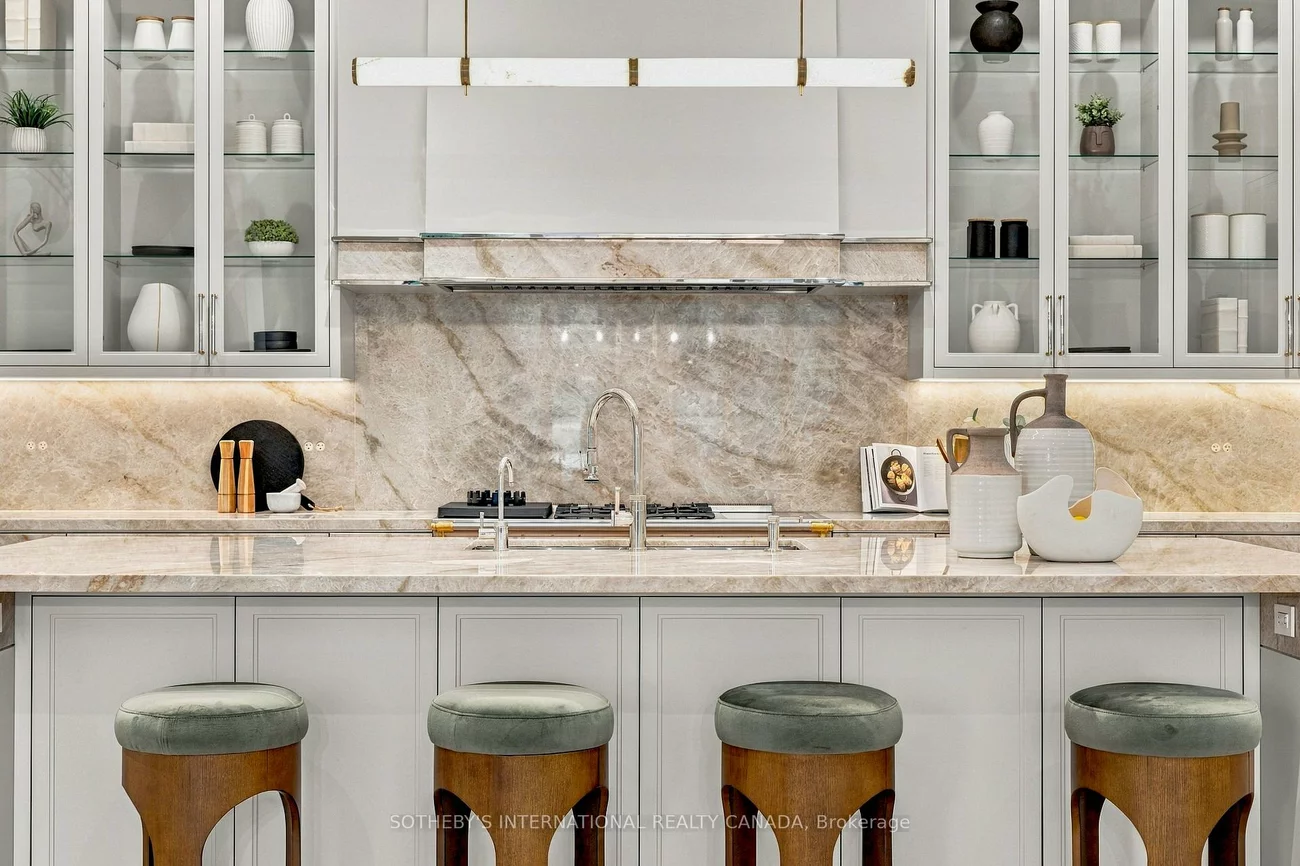 170, Forest Hill, Forest Hill South, Toronto