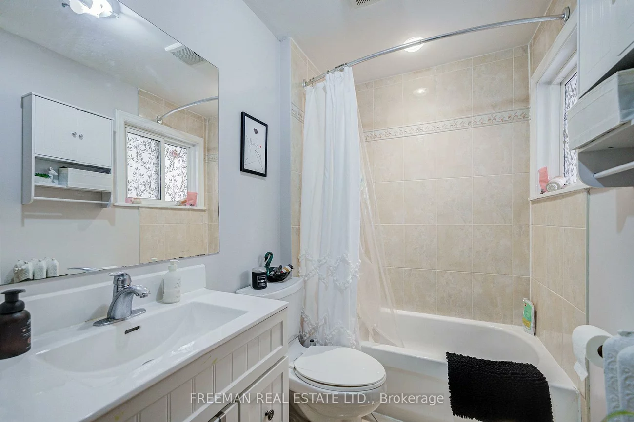 756, Euclid, Annex, Toronto
