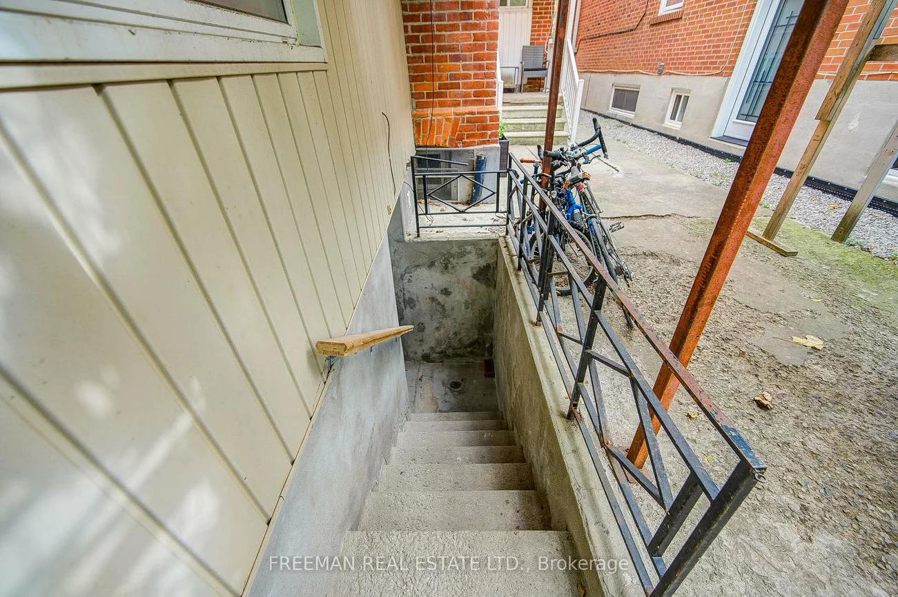 756, Euclid, Annex, Toronto