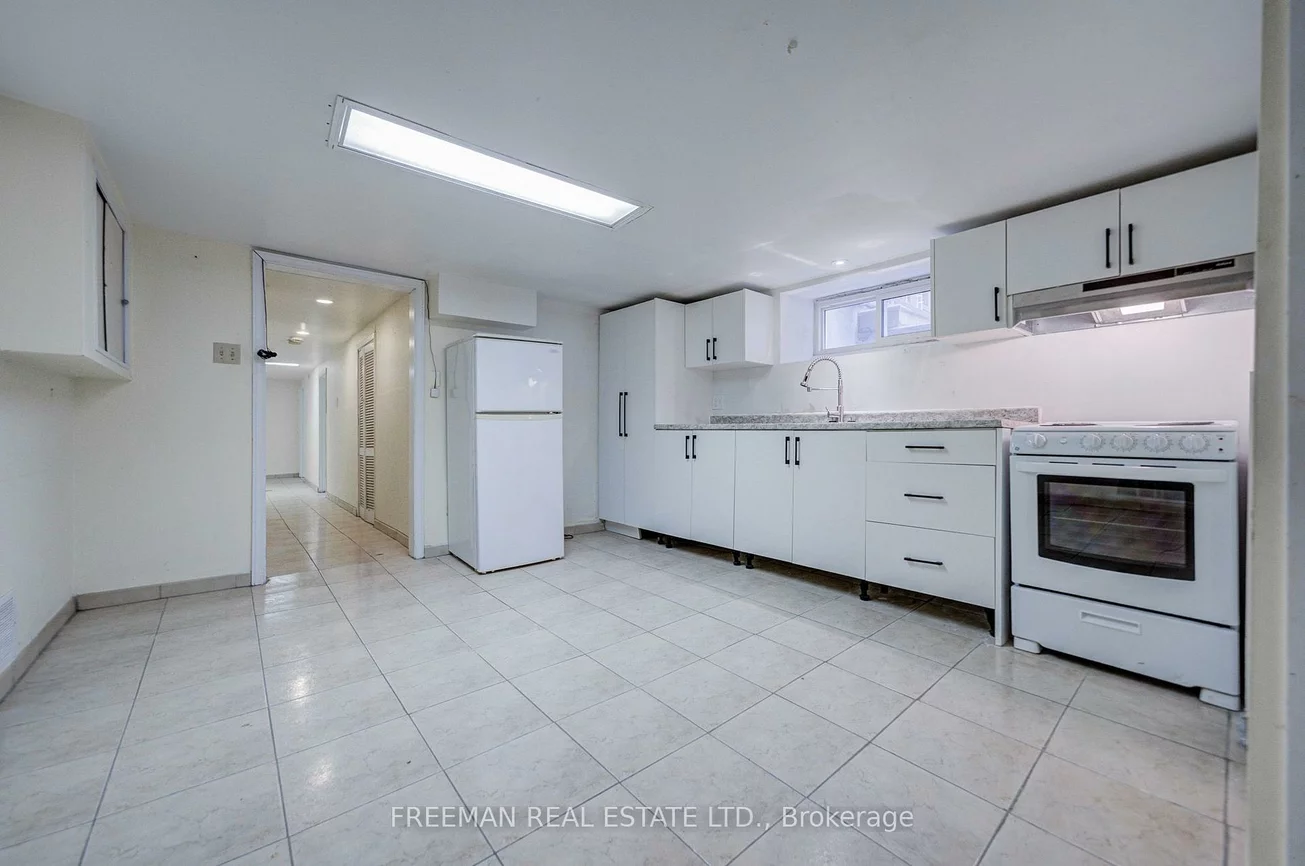 756, Euclid, Annex, Toronto