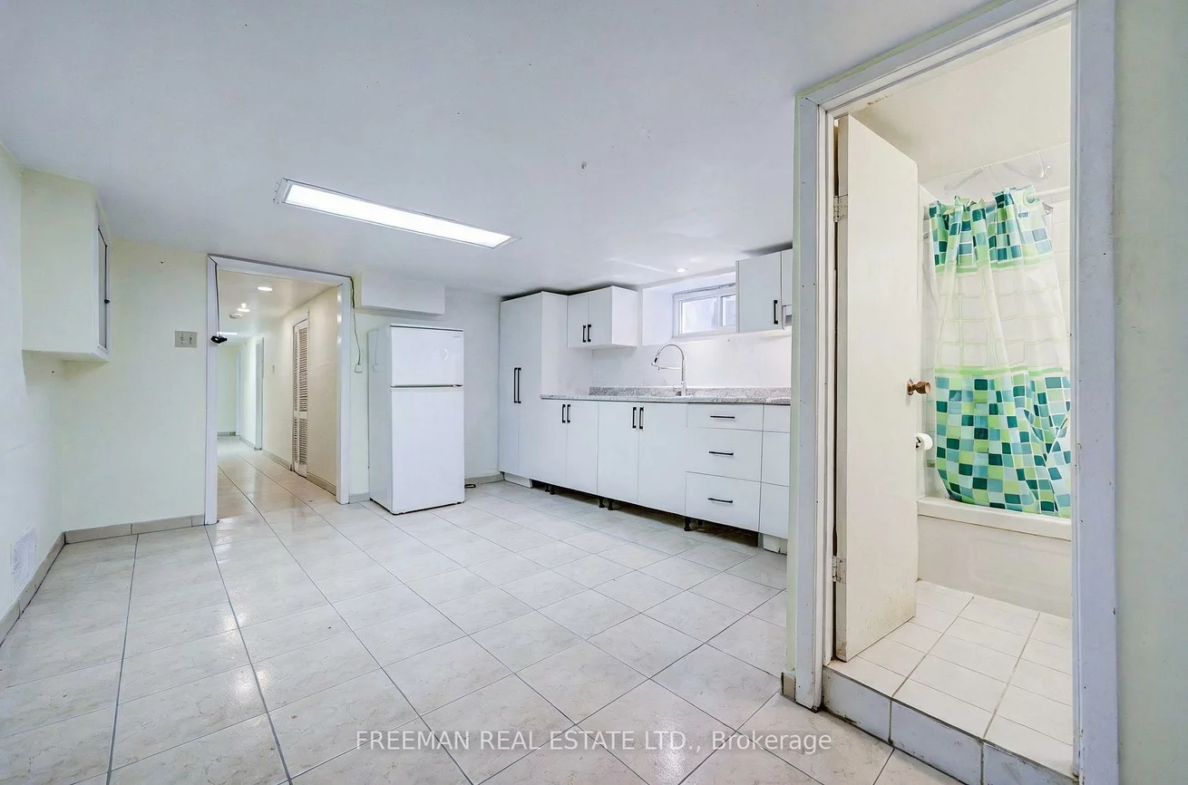 756, Euclid, Annex, Toronto