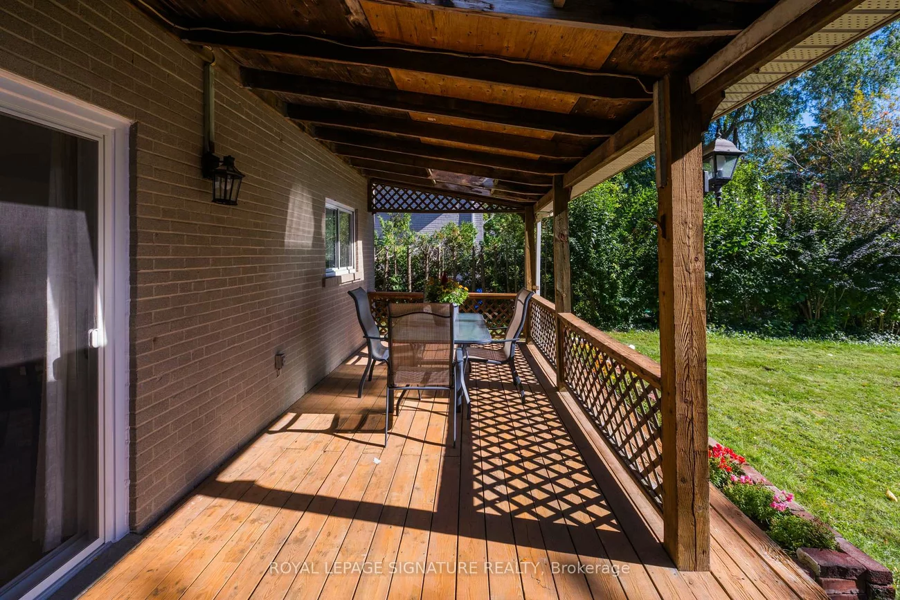 8, Bellbury, Don Valley Village, Toronto