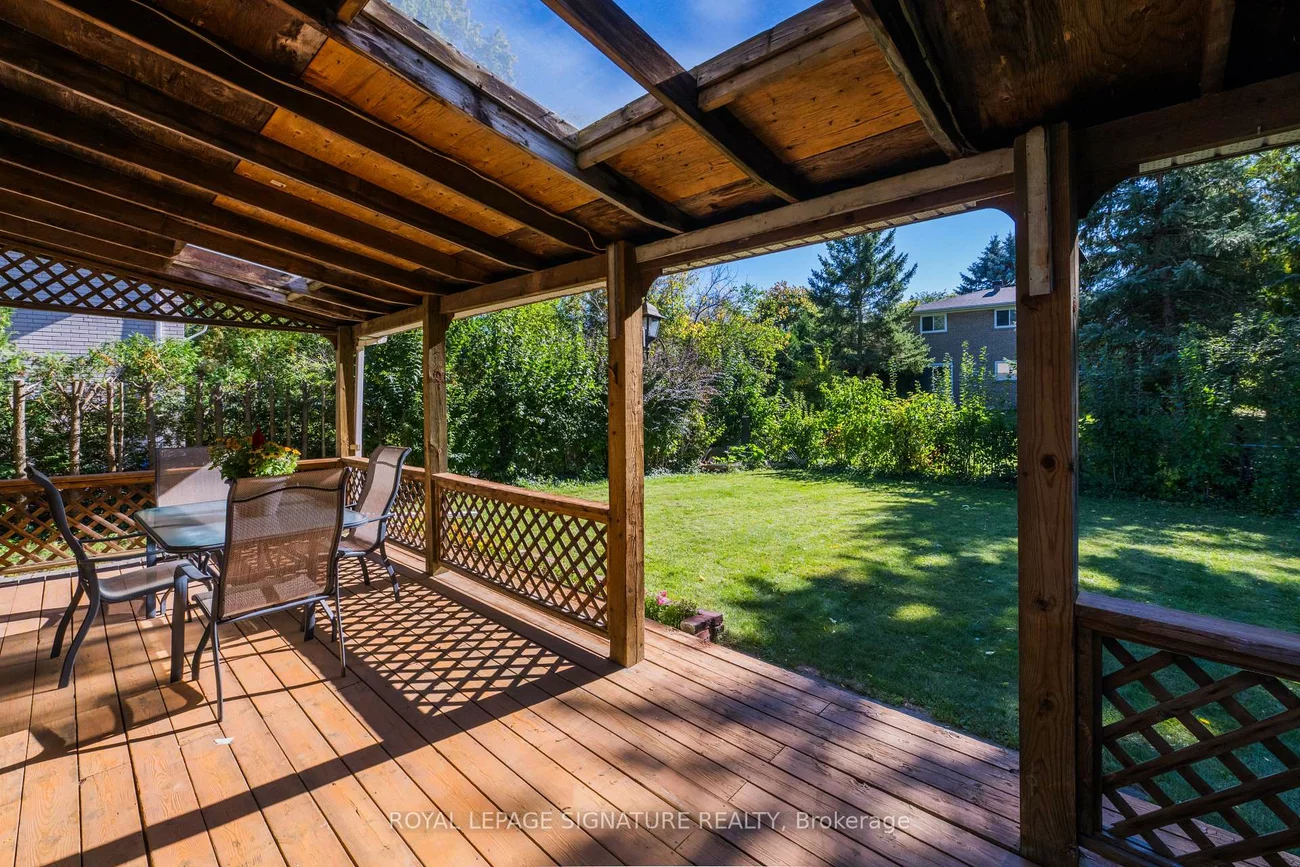 8, Bellbury, Don Valley Village, Toronto