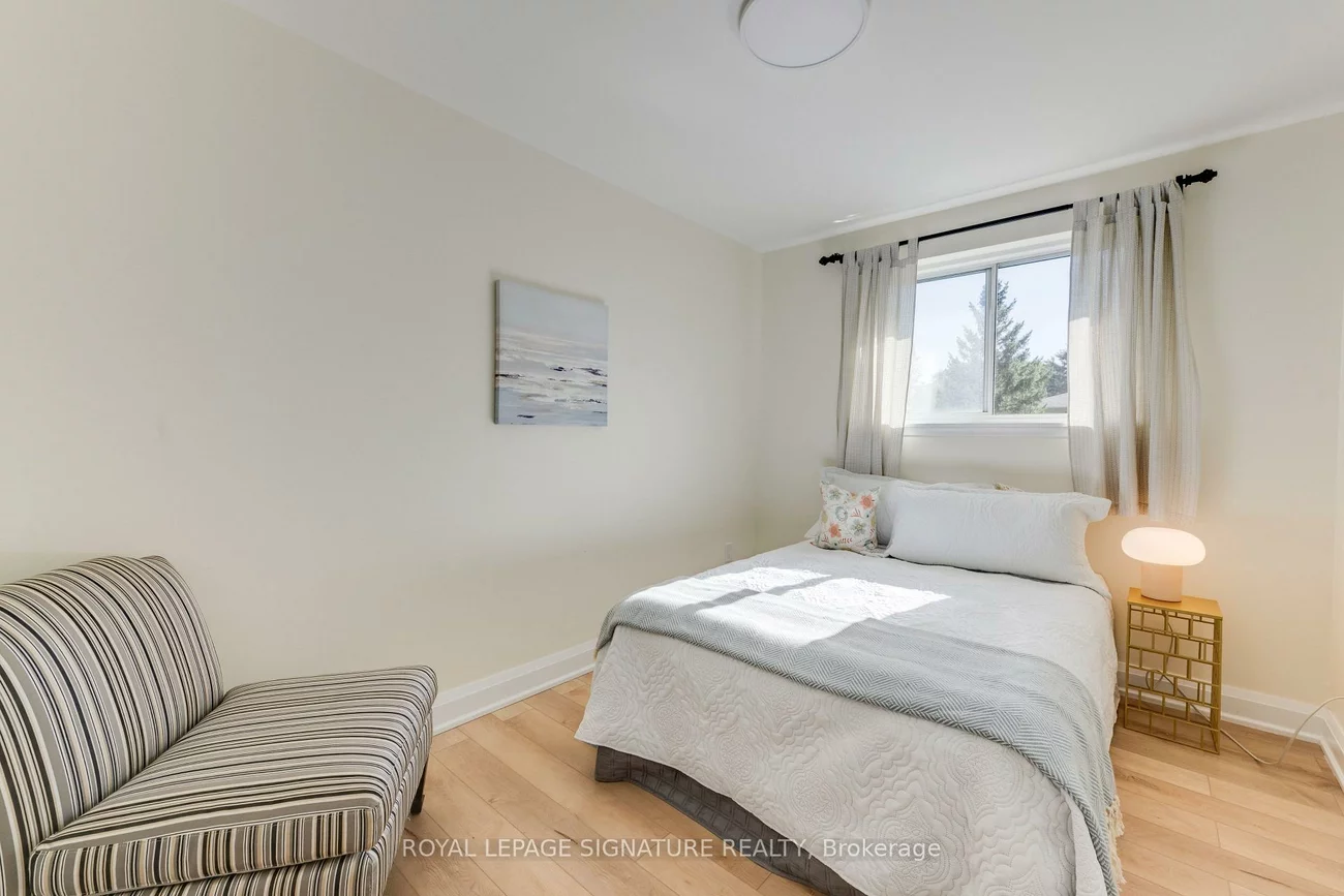 8, Bellbury, Don Valley Village, Toronto