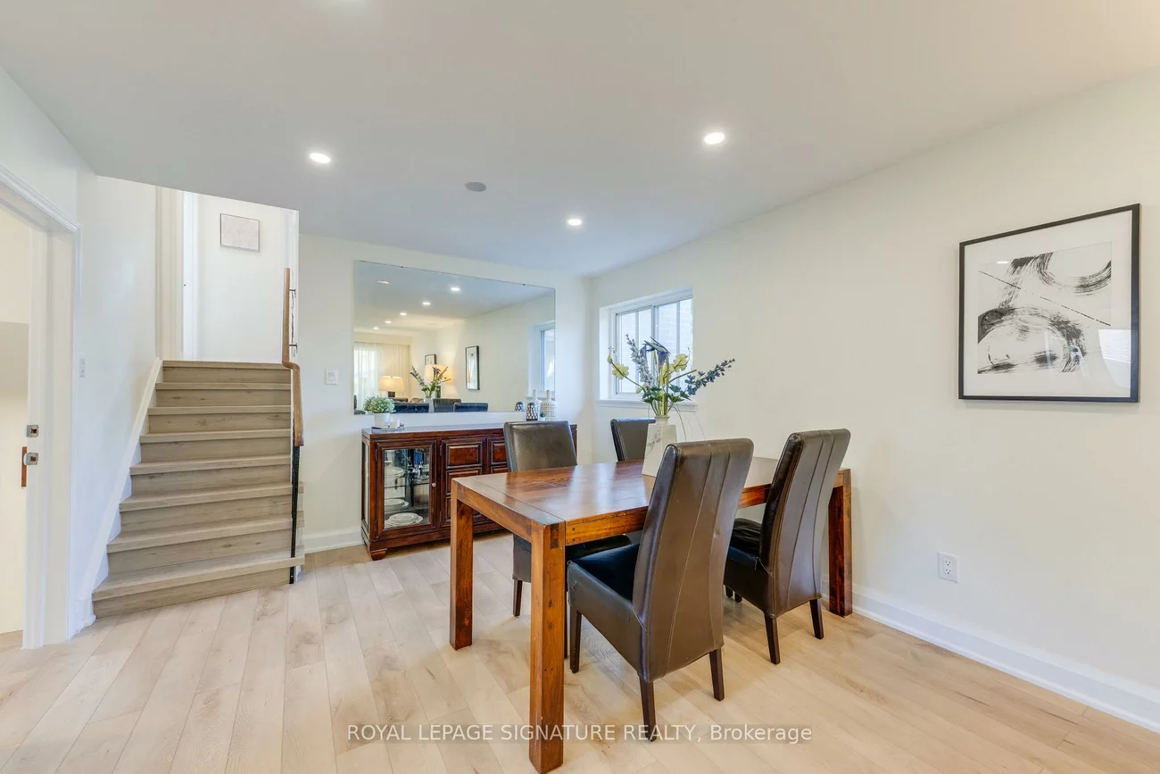 8, Bellbury, Don Valley Village, Toronto
