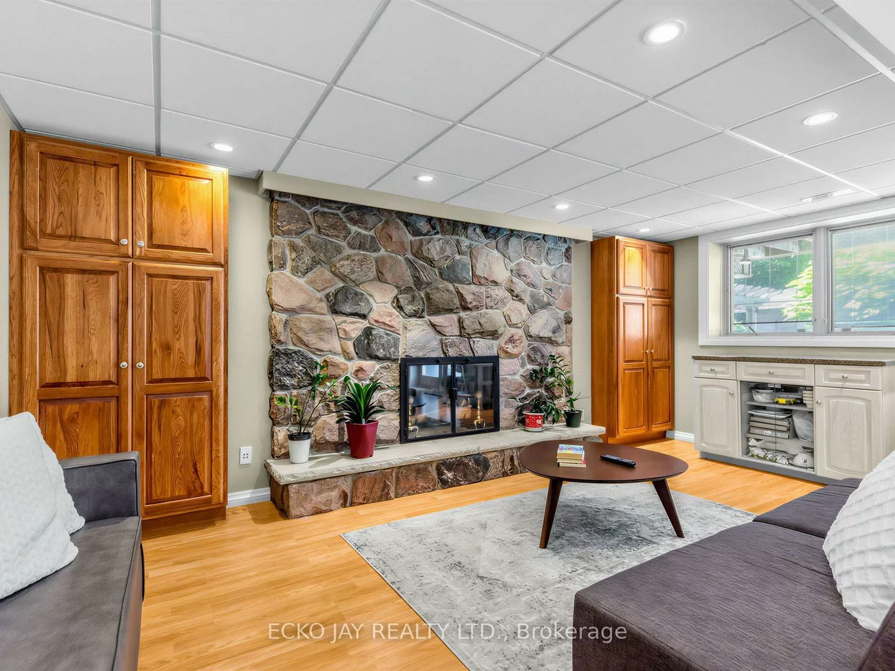 22, Meadowglade, Henry Farm, Toronto
