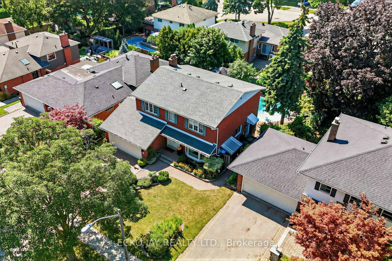 22, Meadowglade, Henry Farm, Toronto