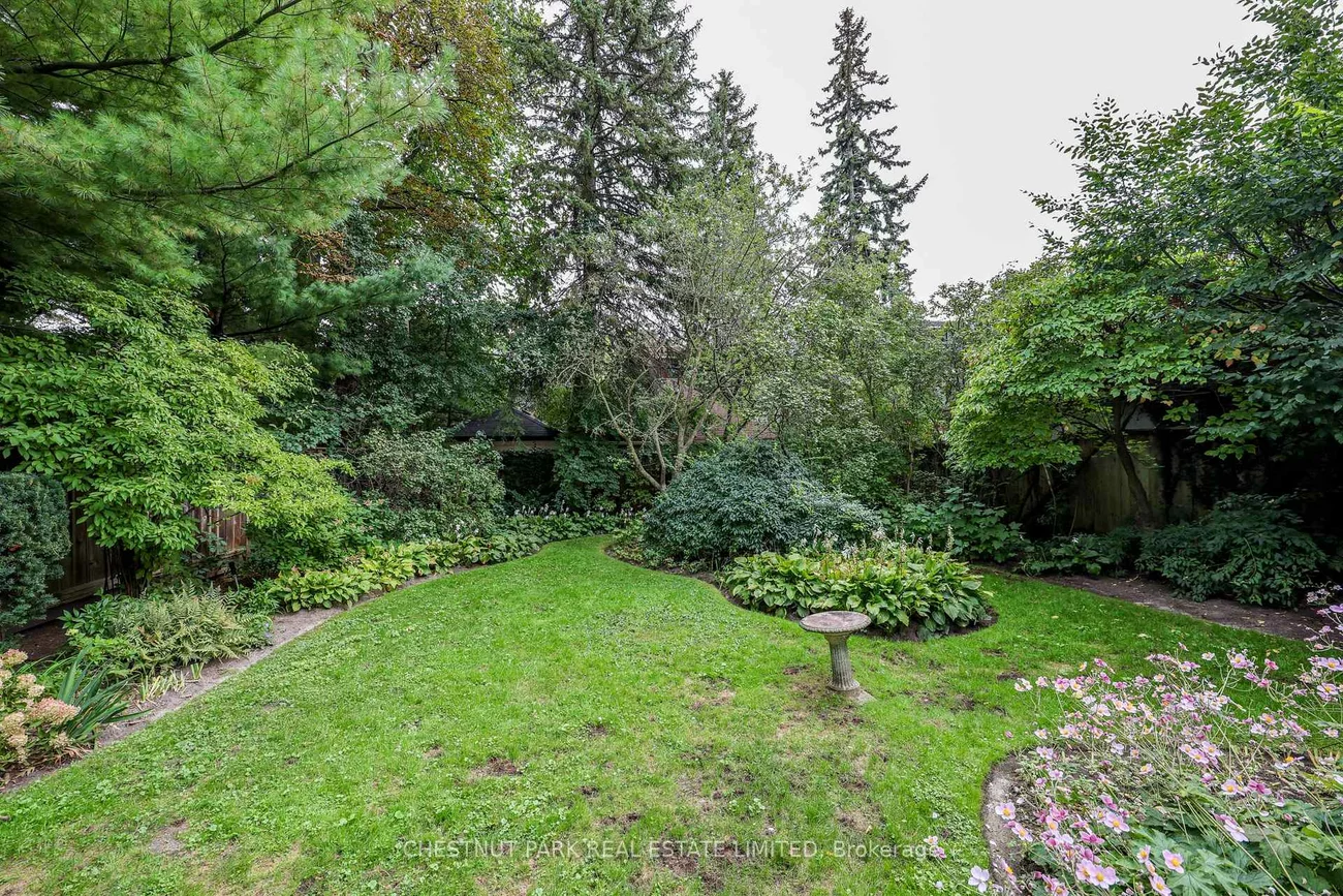 63, Lonsdale, Yonge-St. Clair, Toronto
