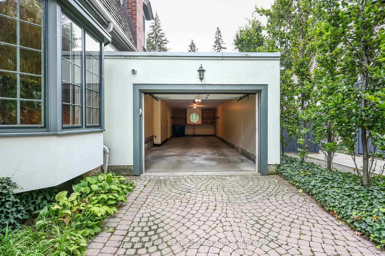 63, Lonsdale, Yonge-St. Clair, Toronto