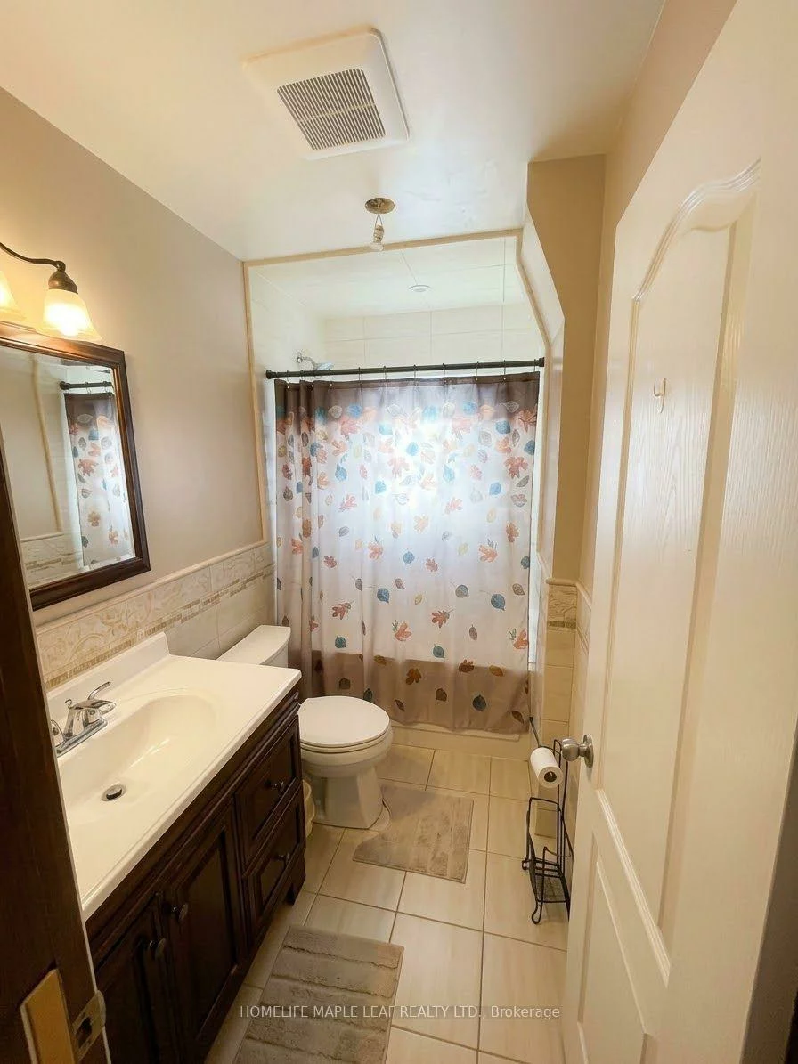 600, Oakwood, Oakwood Village, Toronto