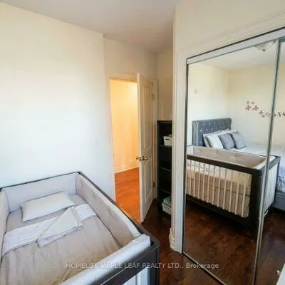 600, Oakwood, Oakwood Village, Toronto