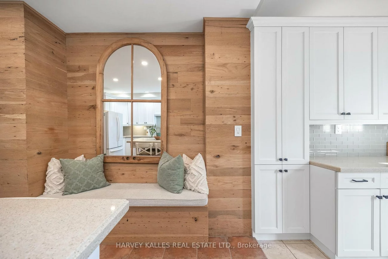 495, Roxton, Palmerston-Little Italy, Toronto