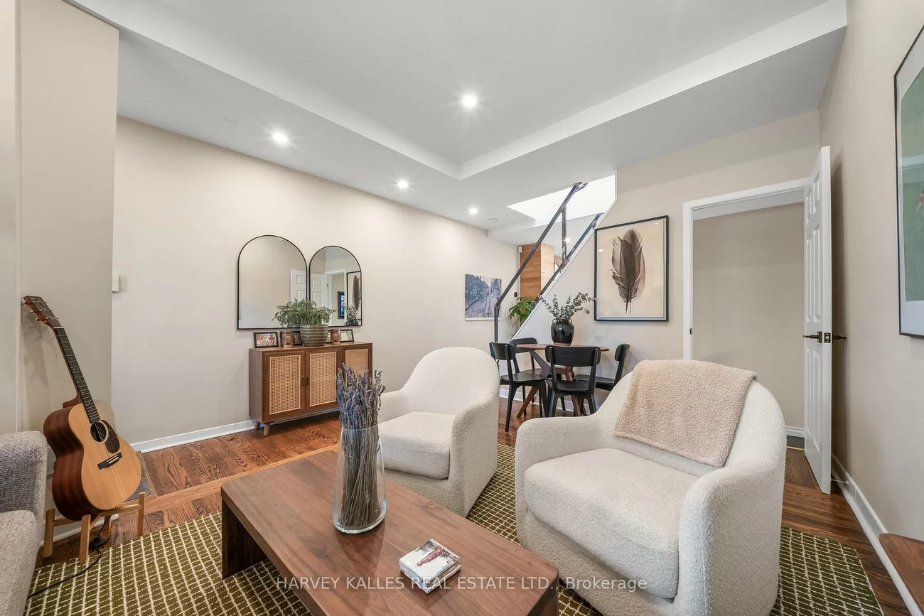 495, Roxton, Palmerston-Little Italy, Toronto