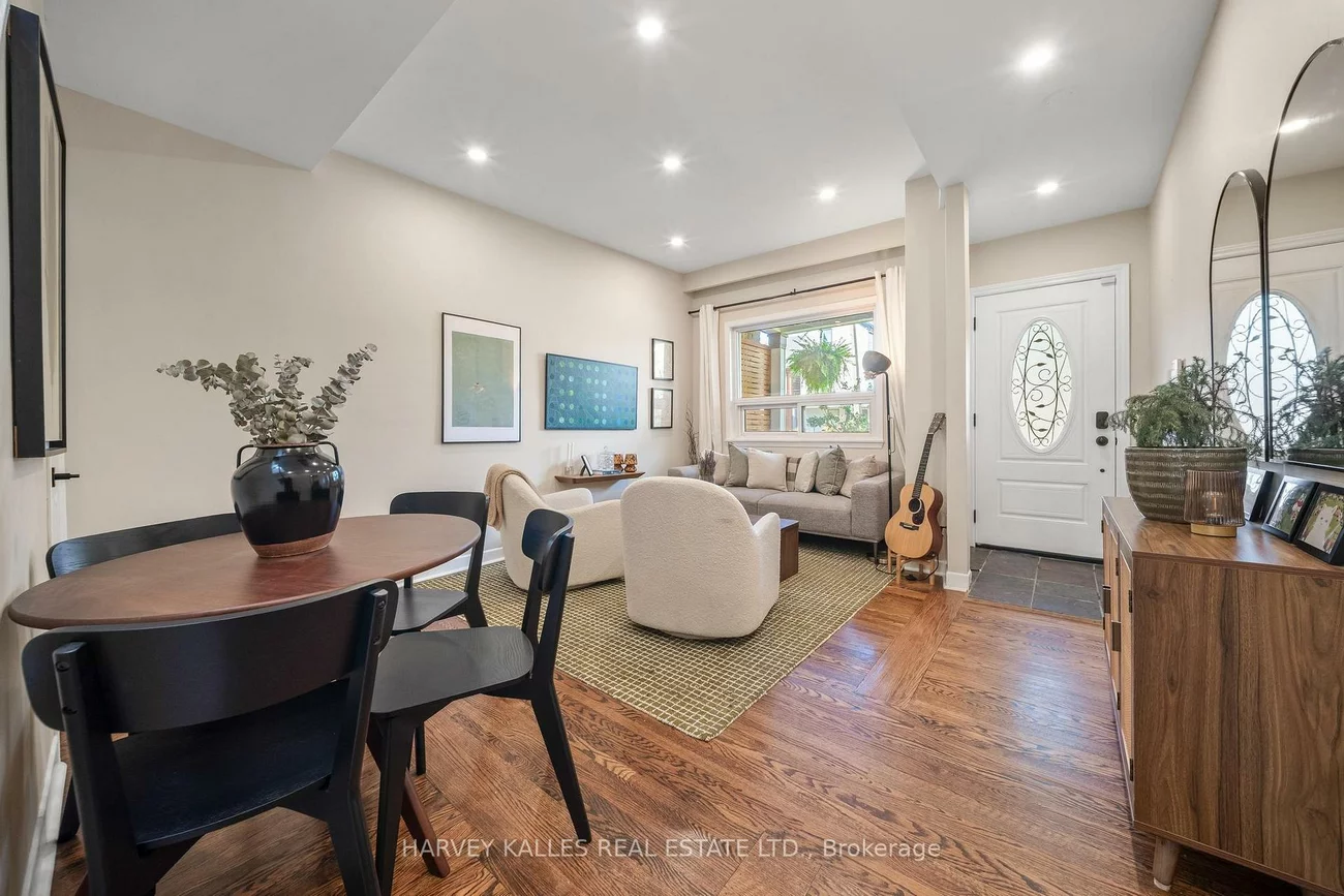 495, Roxton, Palmerston-Little Italy, Toronto