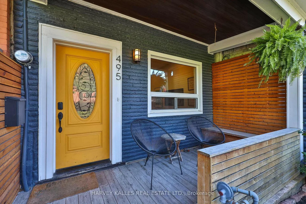 495, Roxton, Palmerston-Little Italy, Toronto