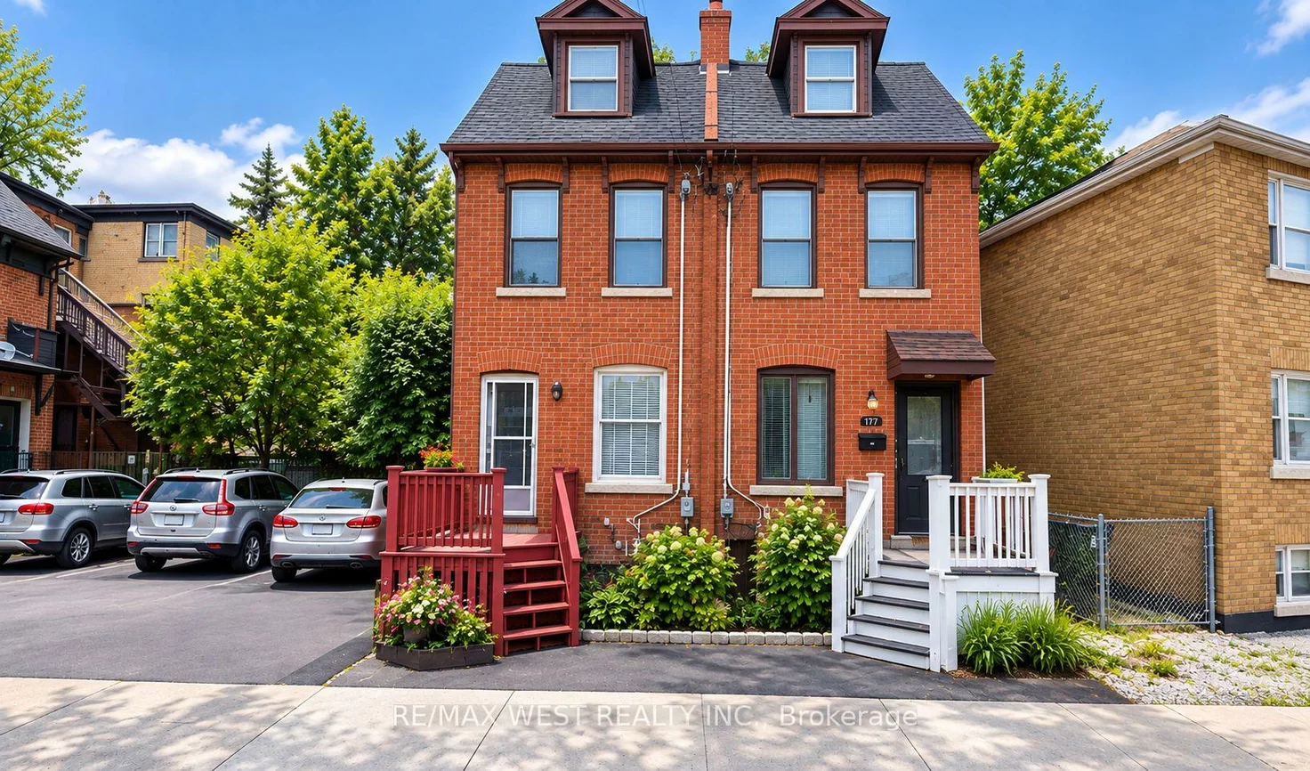 301, Dupont, Annex, Toronto