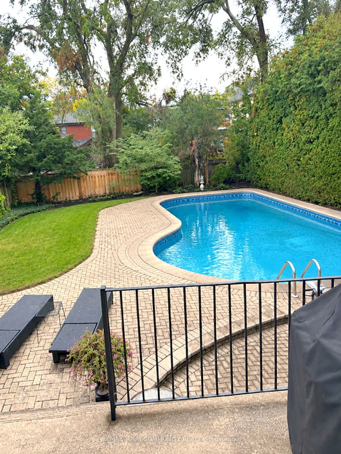 571, Old Orchard, Bedford Park-Nortown, Toronto