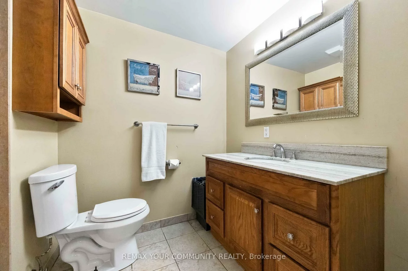 571, Old Orchard, Bedford Park-Nortown, Toronto