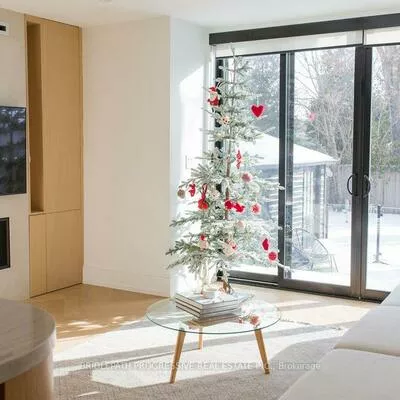 127, Glenvale, Leaside, Toronto