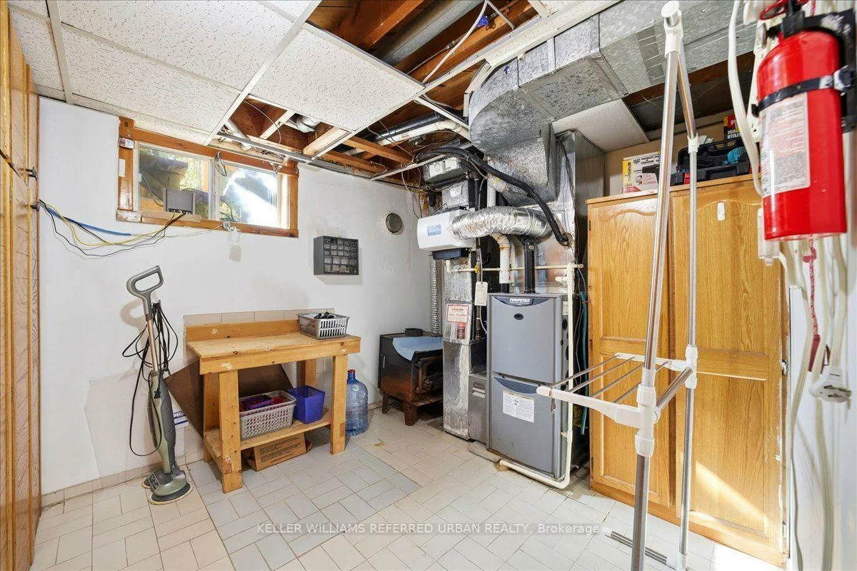 241, Churchill, Willowdale West, Toronto