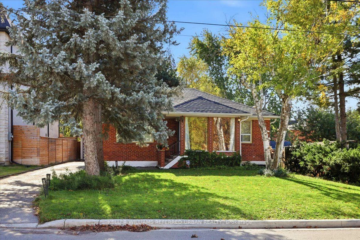 241, Churchill, Willowdale West, Toronto