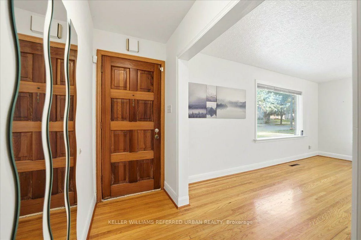 241, Churchill, Willowdale West, Toronto