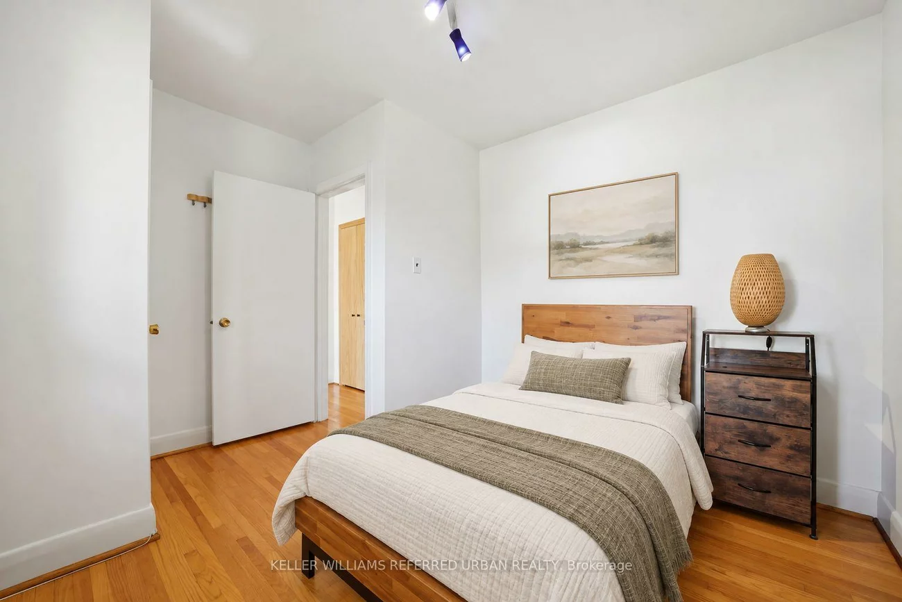 241, Churchill, Willowdale West, Toronto