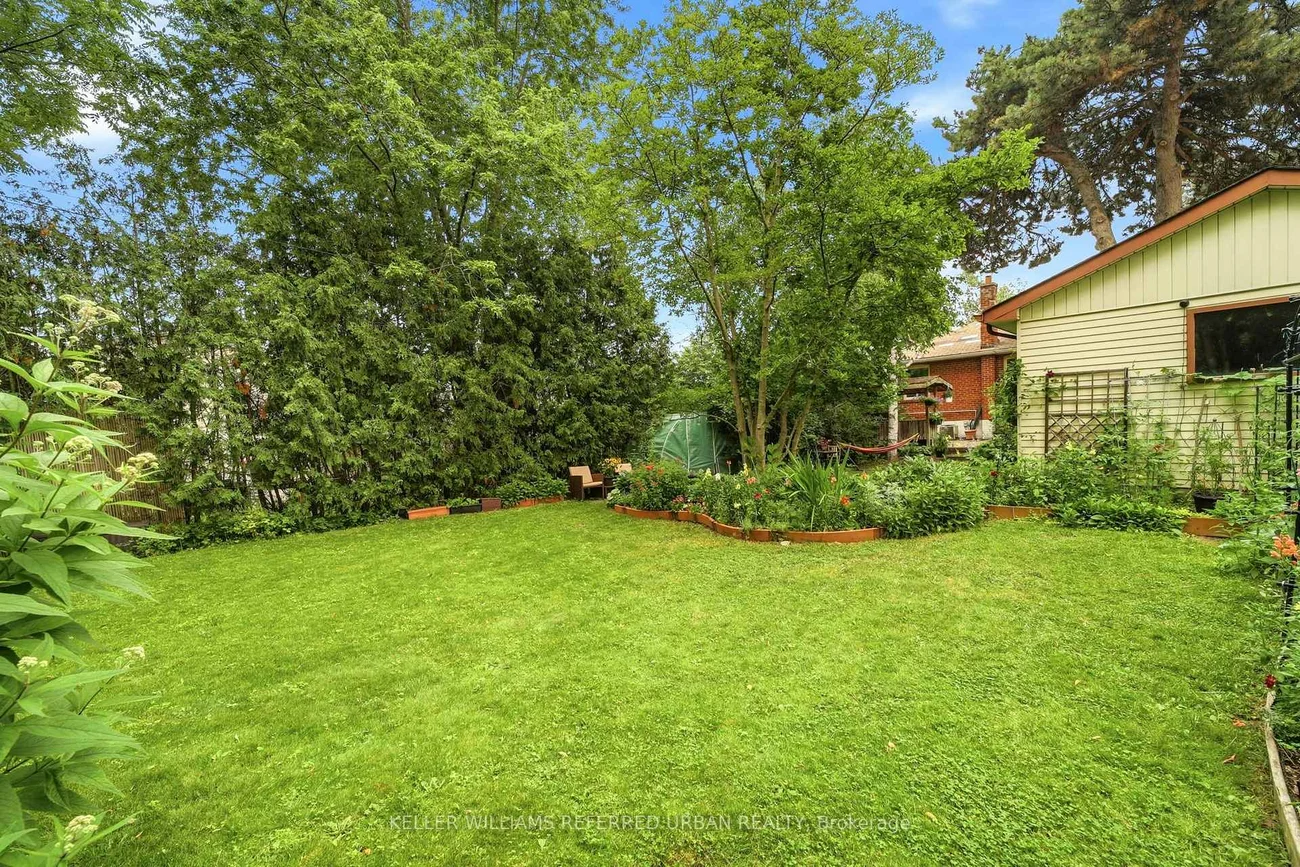 241, Churchill, Willowdale West, Toronto
