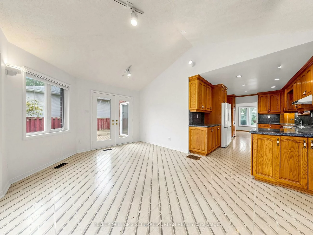 82, Crossbow, Pleasant View, Toronto