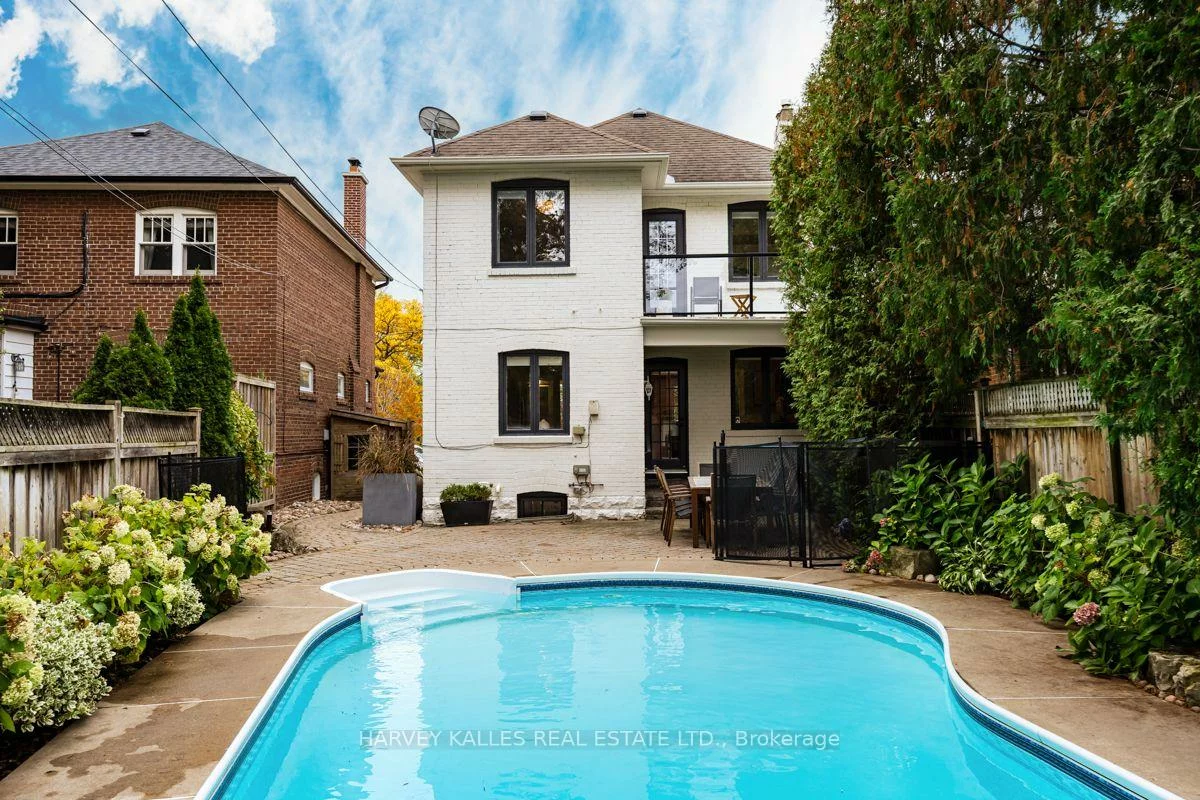 110, Chatsworth, Lawrence Park South, Toronto