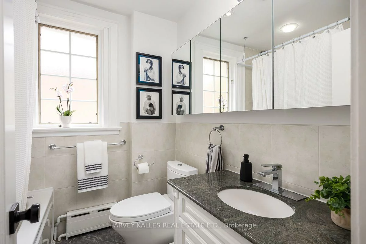110, Chatsworth, Lawrence Park South, Toronto