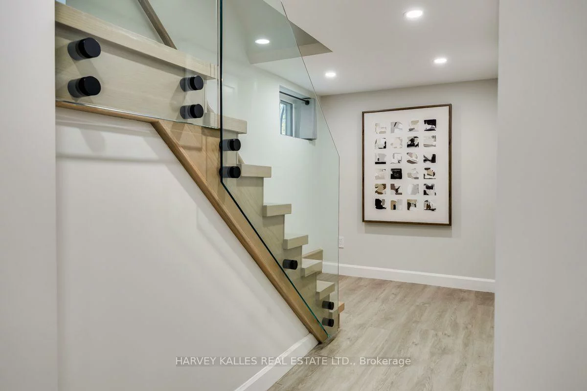 110, Chatsworth, Lawrence Park South, Toronto
