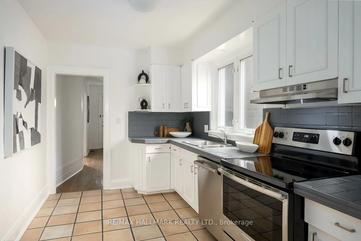 167, Welland, Rosedale-Moore Park, Toronto