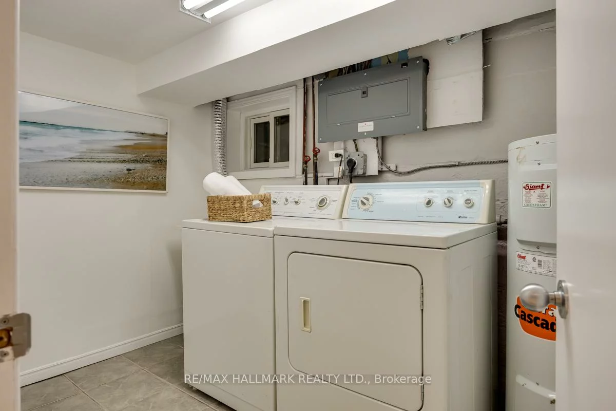 167, Welland, Rosedale-Moore Park, Toronto
