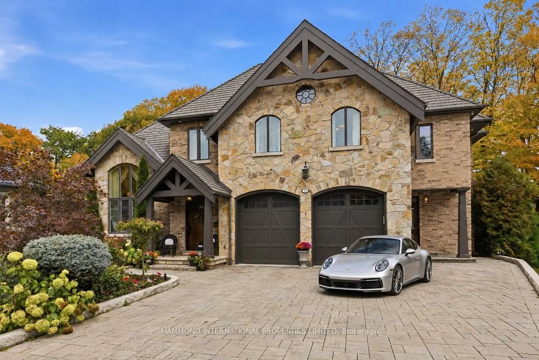25, Sifton, Bayview Village, Toronto