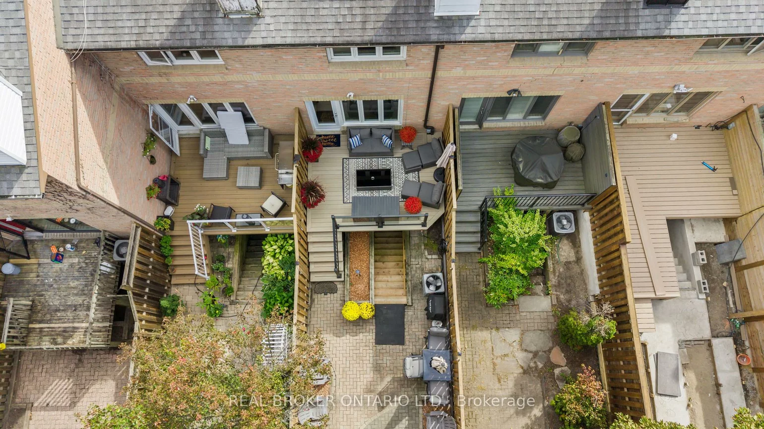 12, St. James, Cabbagetown-South St. James Town, Toronto