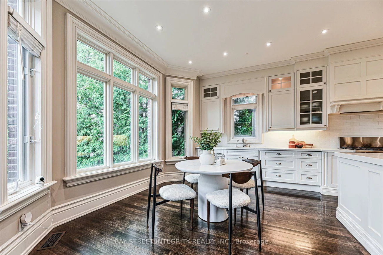 5, Westgrove, Bedford Park-Nortown, Toronto